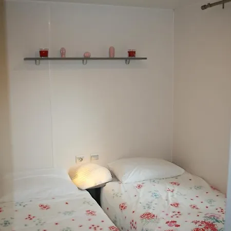 Kemping Mobil-home 6 Pers 3 Chambres Dans Un Site Classe Reserve Naturelle Camiers